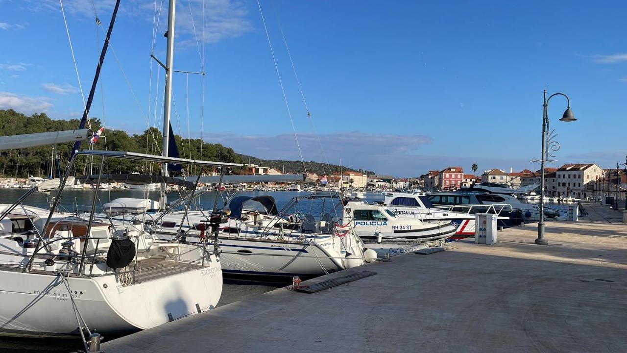 Fredys Apartments Stari Grad  Eksteriør billede