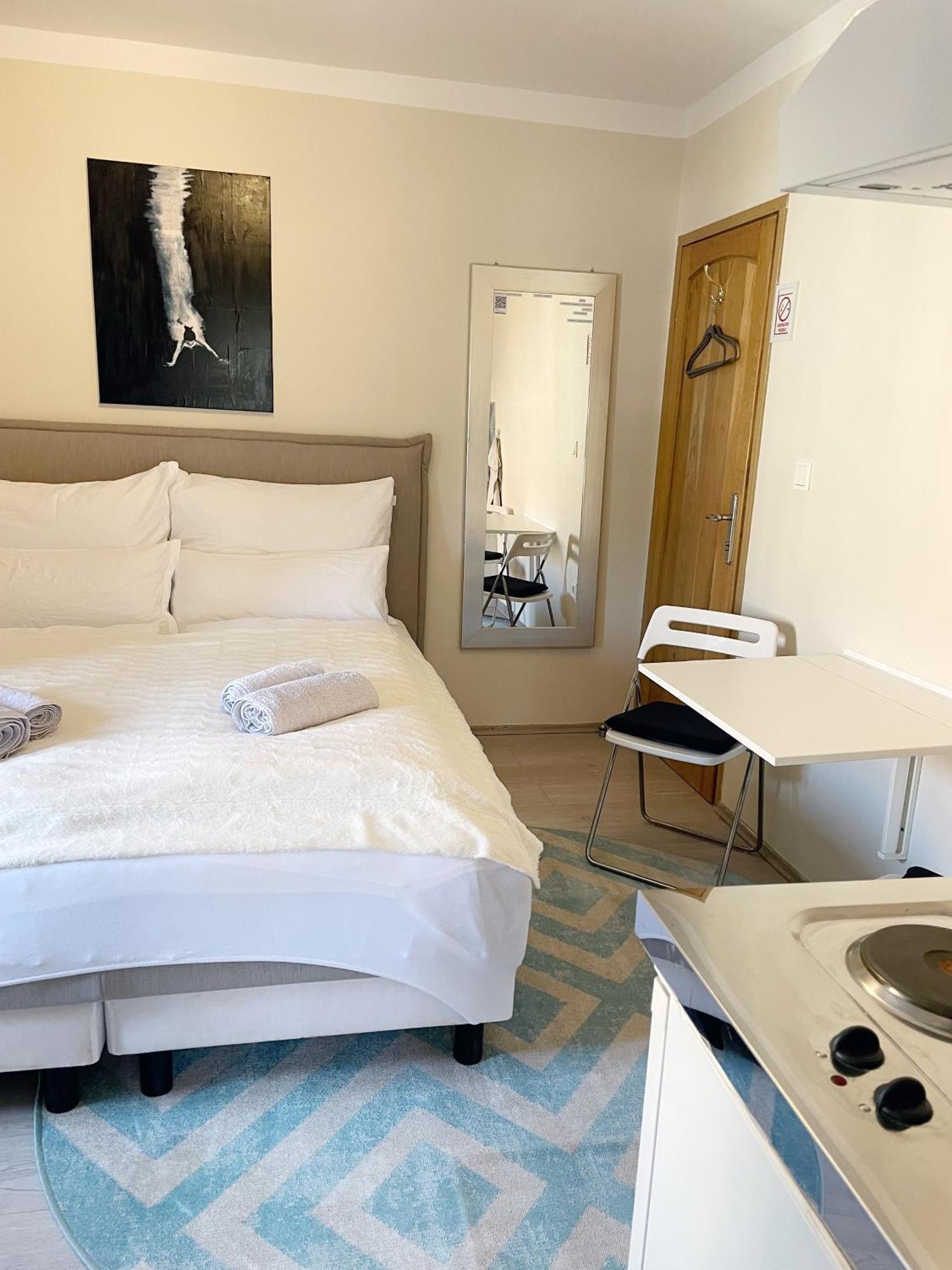 Fredys Apartments Stari Grad  Eksteriør billede