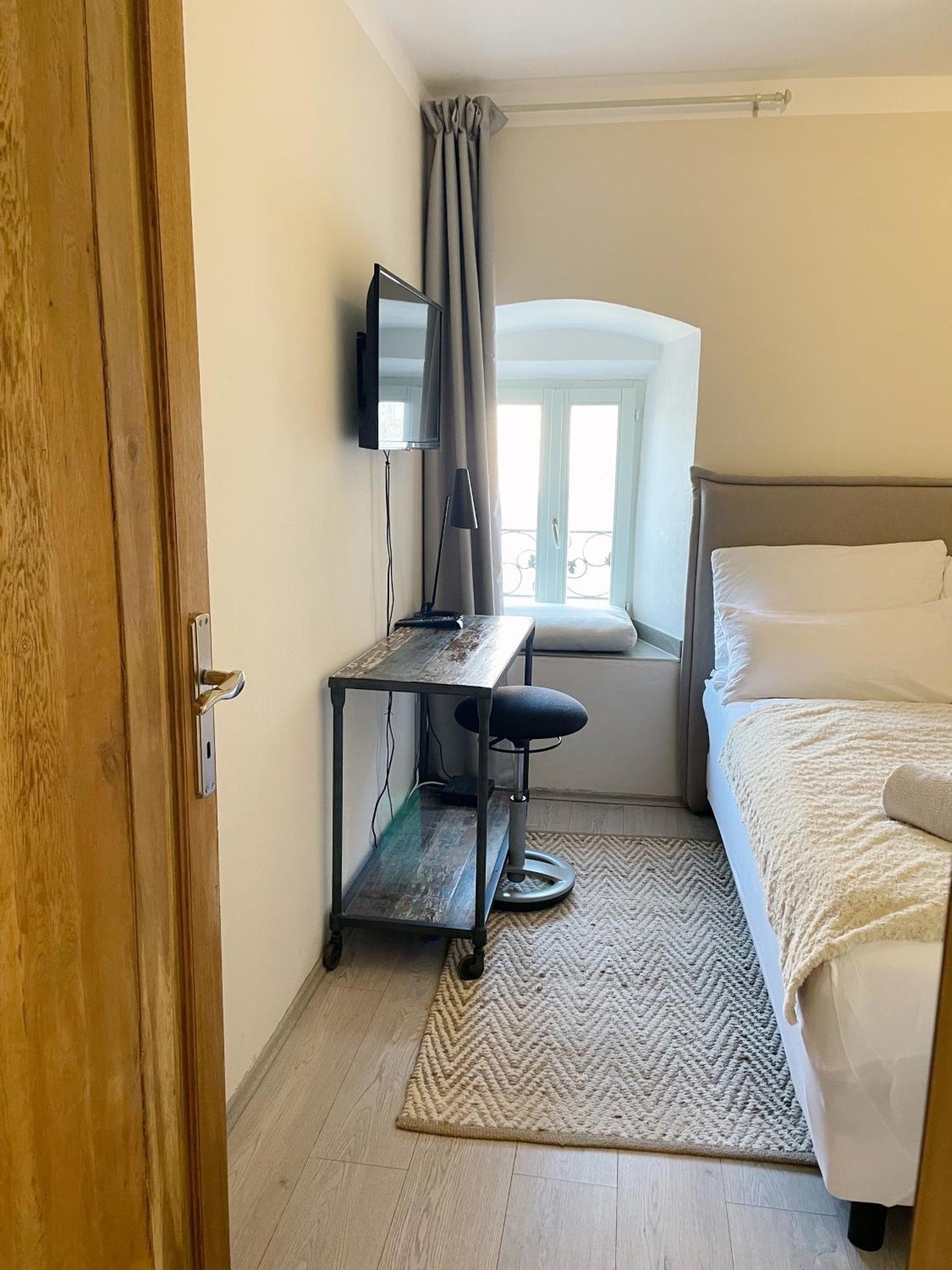 Fredys Apartments Stari Grad  Eksteriør billede